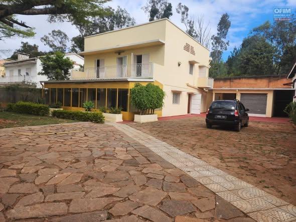 Appartement 5 ch. à louer — Ambohitrimanjaka - photo 2