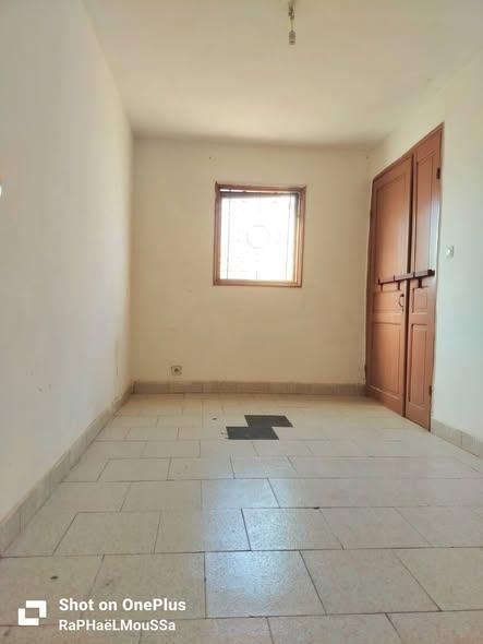 Appartement 3 ch. à louer — Ambohitso - photo 3