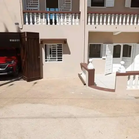 Maison 4 ch. à louer — Ambatoroka — 2 000 000 Ar | Fonenako