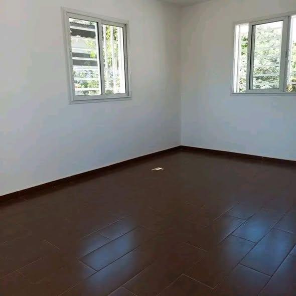Maison 4 ch. à louer — Ambatoroka - photo 4
