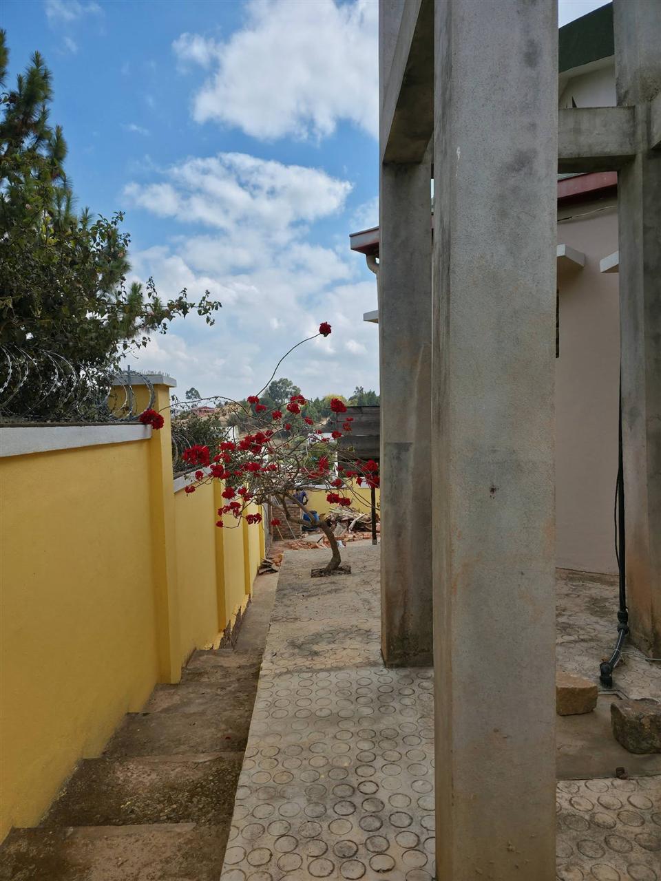 Maison de standing 3 chambres 594 m² — Faravohitra Avaratra, Antananarivo - photo 7