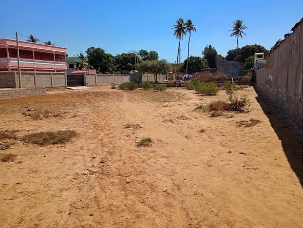 Terrain 1 400 m² à vendre — Mahajanga - photo 1