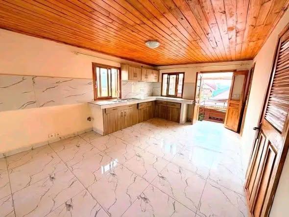 Appartement 2 ch. à louer — Mandrosoa - photo 3