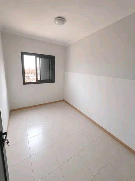 Immeuble 2 ch. à vendre — Ampefiloha - photo 2