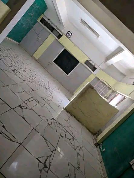 Bureau 200 m² à louer — Toamasina - photo 3
