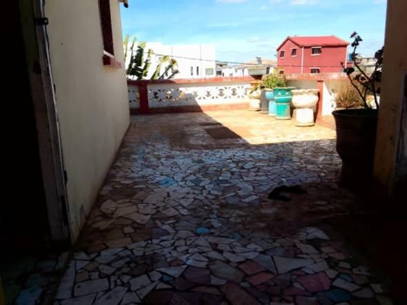 Maison 2 ch. à louer — Antsirabe - photo 5