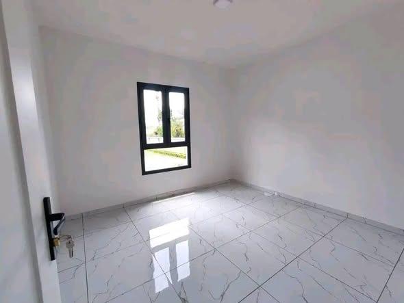 Appartement 3 ch. à vendre — Mandrosoa - photo 4