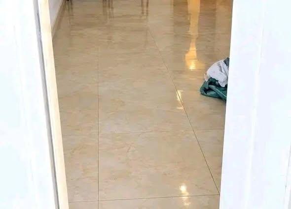 Maison 2 ch. à louer — Ambodirano - photo 2