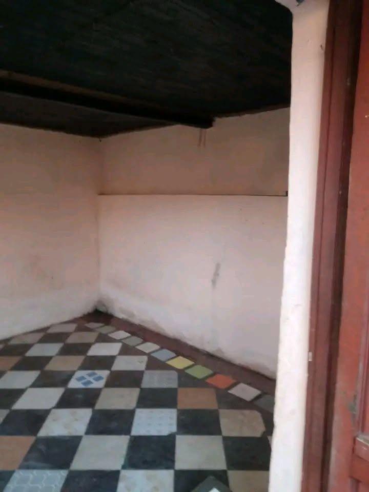 Trano ahofa 1 grande pièce avec cuisine — Ambohidroa, Antananarivo - photo 2