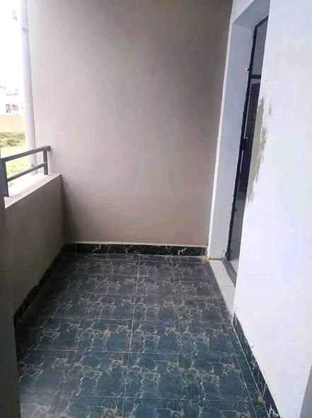 Trano Ahofa 1 ch. à louer — Alasora - photo 1