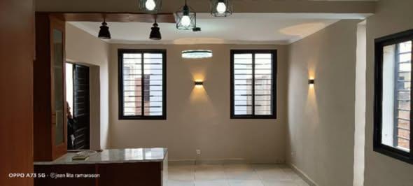Maison 3 ch. à louer — Manakambahiny - photo 1