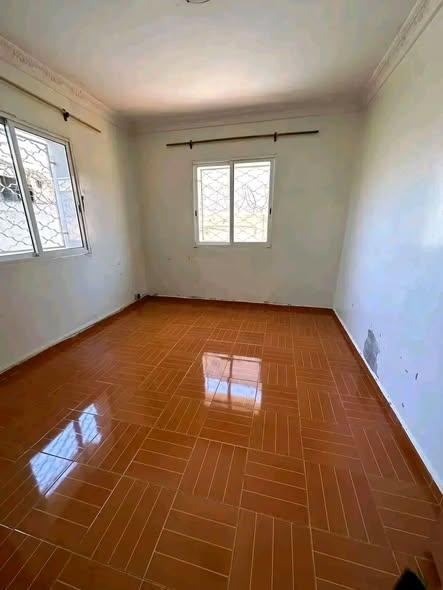Appartement à louer — By Pass - photo 1