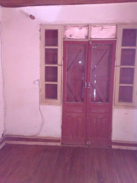 Maison 1 ch. à louer — Tsarasaotra - photo 2