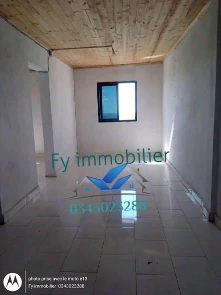 Appartement 2 ch. à louer — Ambohimanarina - photo 2