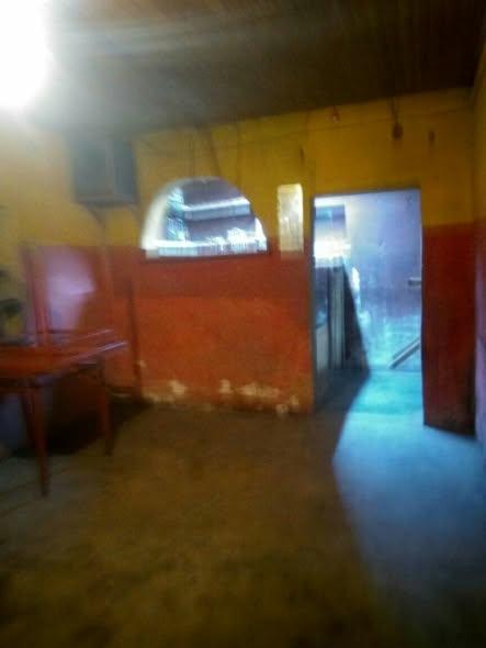 Local commercial à louer — Tanjombato - photo 4