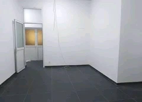 Bureau 2 ch. 50 m² à louer — Analakely - photo 3