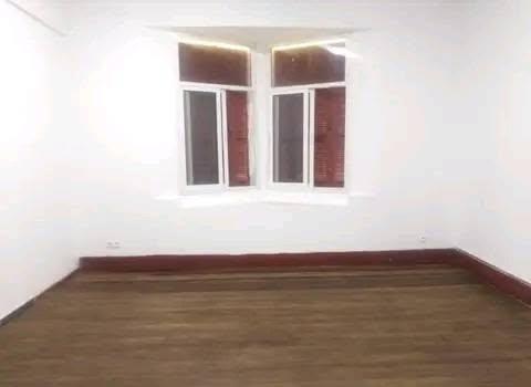 Bureau 2 ch. 50 m² à louer — Analakely - photo 4