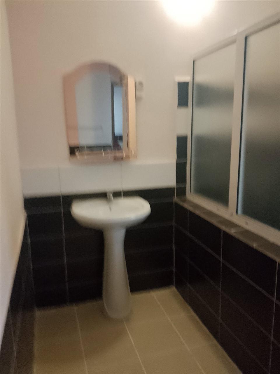 Appartement T4 3 chambres — Soavimbahoaka Ampasapito, Antananarivo - photo 8
