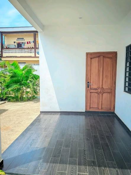Maison à louer — Toamasina - photo 1