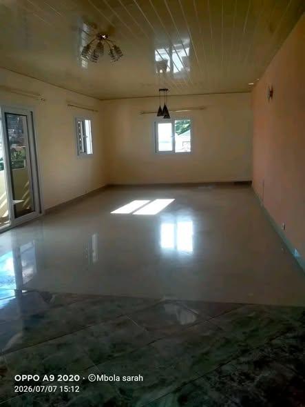 Appartement 2 ch. à louer — Ambatoroka - photo 2