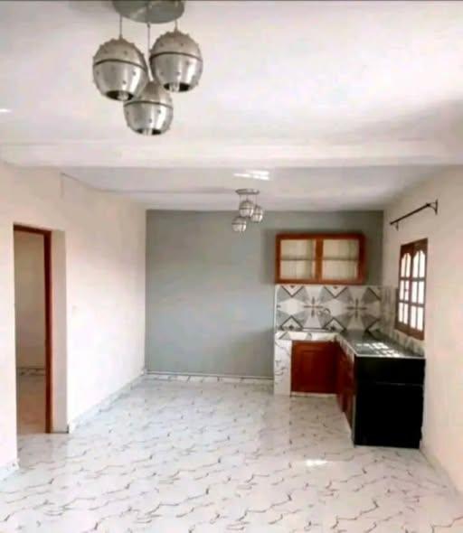 Appartement 2 ch. à louer — Ambohibao - photo 2