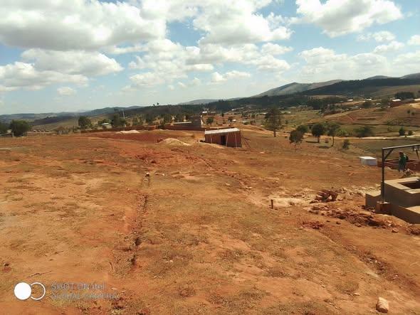 Terrain 500 m² à vendre — Ampefiloha - photo 2