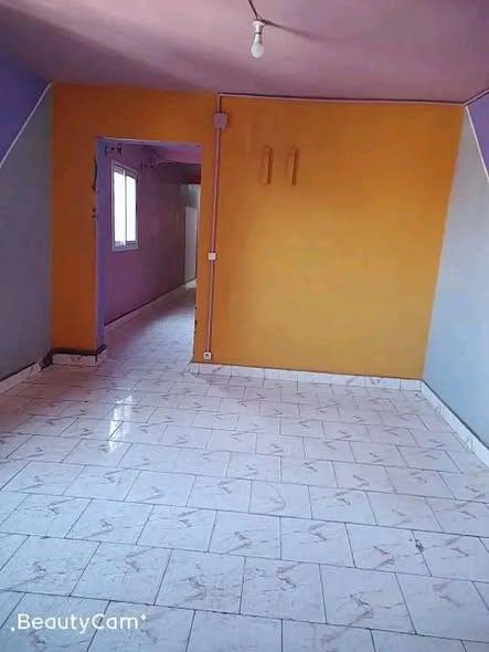 Appartement 2 ch. à louer — Route - photo 3