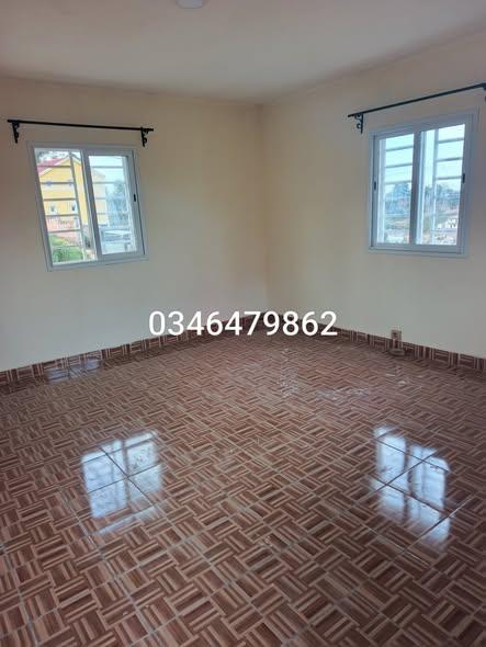 Appartement 2 ch. à louer — Ambohidratrimo - photo 2