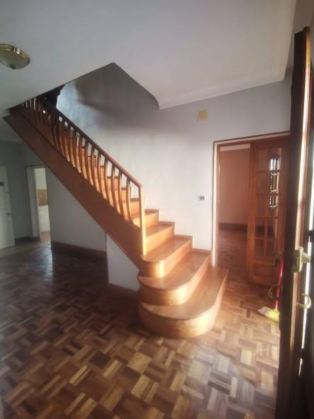 Maison 4 ch. à louer — Ambatoroka - photo 3