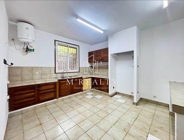 Appartement 3 ch. à louer — Mandrosoa - photo 3