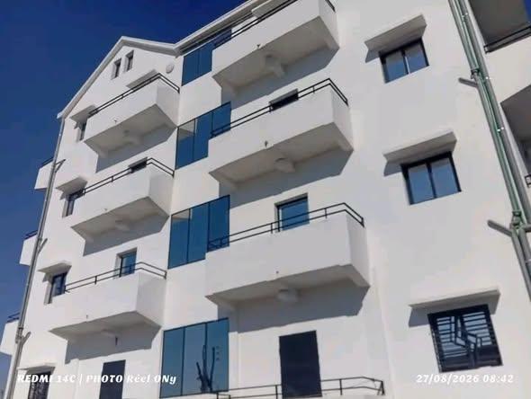 Appartement 2 ch. à louer — Ambatomaro - photo 1