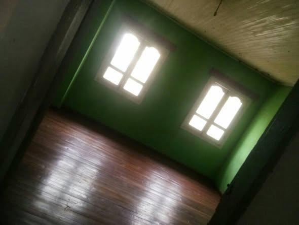 Maison 6 ch. à louer — Ambatomaro - photo 3