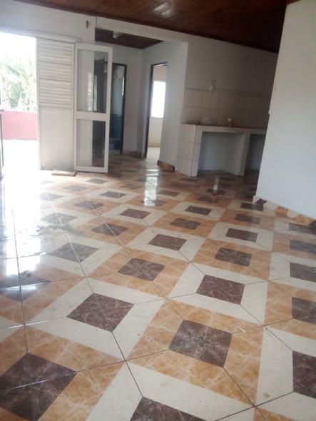 Maison 2 ch. à louer — Ambatoroka - photo 5