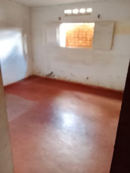 Maison 3 ch. à louer — Ambohipo - photo 5