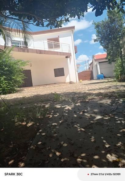 Maison 6 ch. à louer — Ambohibao - photo 1