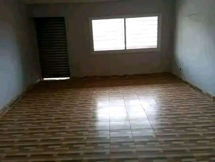 Maison 8 pièces titrée et bornée — Ambatomaro, Antananarivo - photo 7