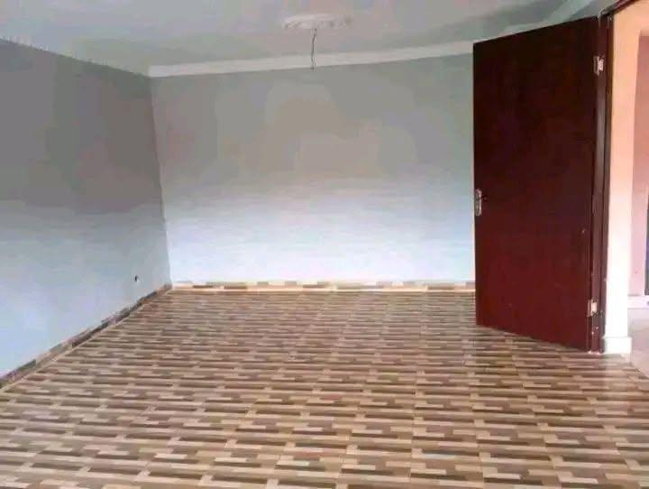 Maison 8 pièces titrée et bornée — Ambatomaro, Antananarivo - photo 8