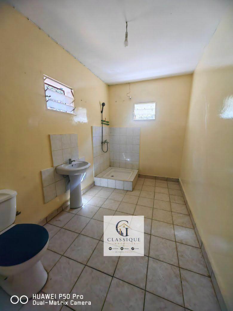 Appartement T3 au rez-de-chaussée, 2 chambres à louer - photo 3