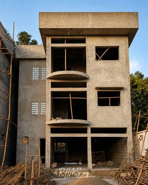 Maison 5 ch. à vendre — Ambolokandrina - photo 2