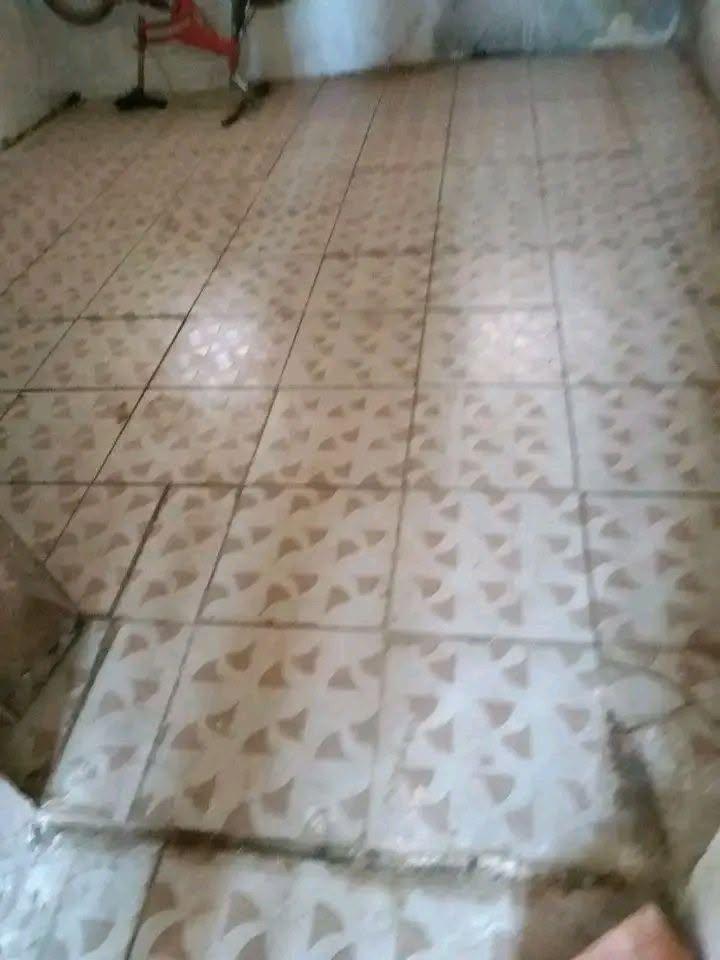 Trano ahofa 2 pièces au rez-de-chaussée — Ambohidroa, Antananarivo - photo 6