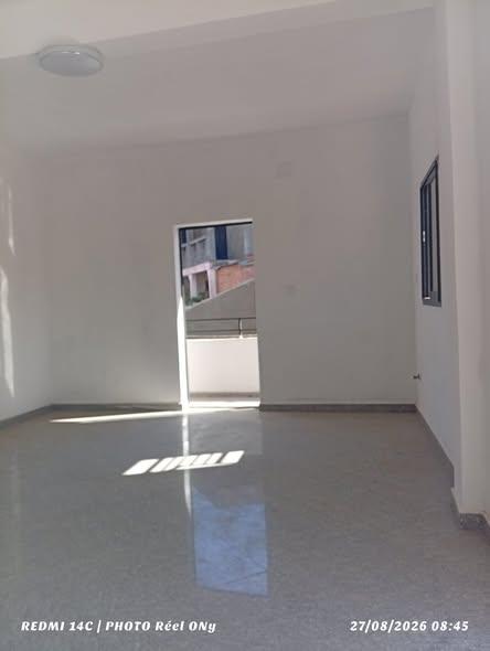 Appartement 2 ch. à louer — Ambatomaro - photo 1