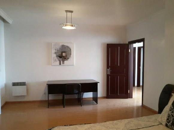 Appartement 4 ch. à louer — Ivandry - photo 4