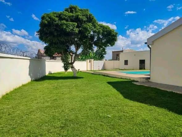 Maison 3 ch. 100 m² à louer — Ambohitrimanjaka - photo 1
