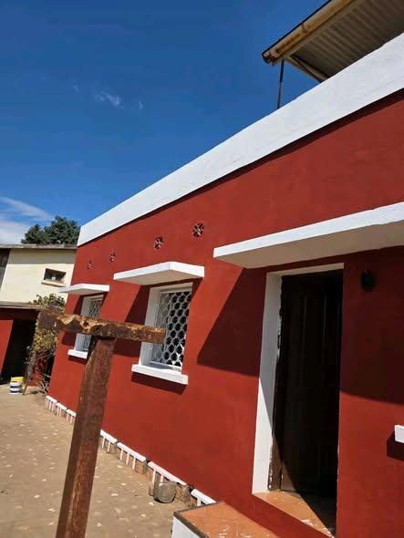 Maison 2 ch. à vendre — Ambohimiandra - photo 1