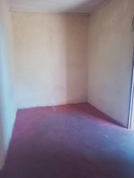 Trano Ahofa à louer — Amboaroy - photo 2