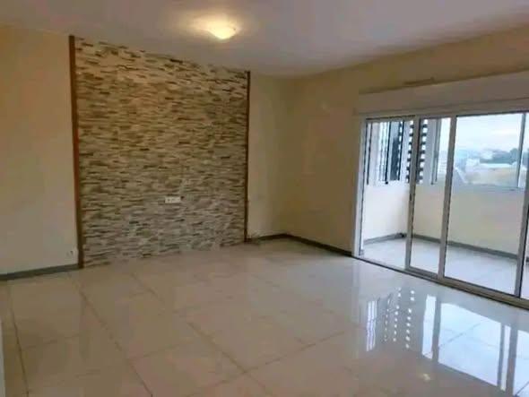Appartement 2 ch. à louer — Tsimbazaza - photo 5