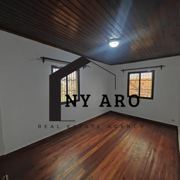 Appartement 2 ch. 25 m² à louer — Ambatobe - photo 5