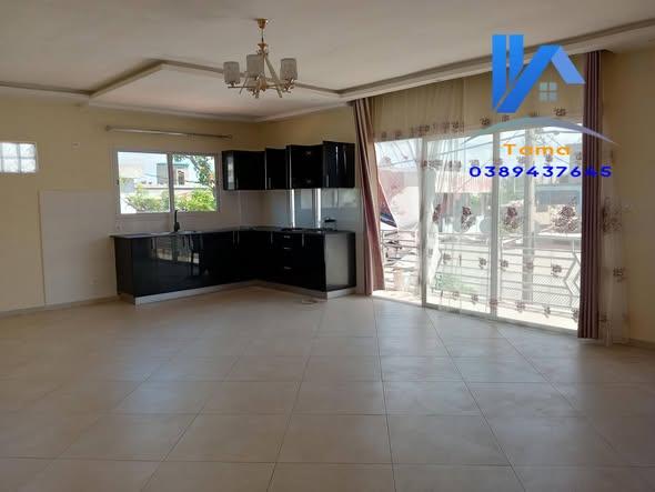 Appartement 3 ch. à louer — Toamasina - photo 2