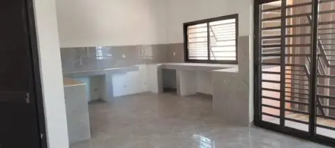 Maison 4 ch. à louer — Ampasika — 1 800 000 Ar | Fonenako