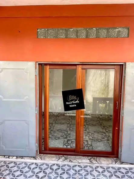 Maison 2 ch. à louer — Toamasina - photo 1